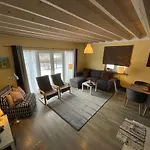 Szarejkowe Wzgorza Tatil parkı *